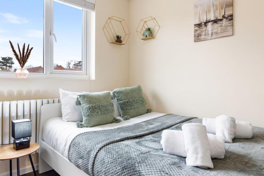 Isleworth Suites - Tw7 Esterno foto