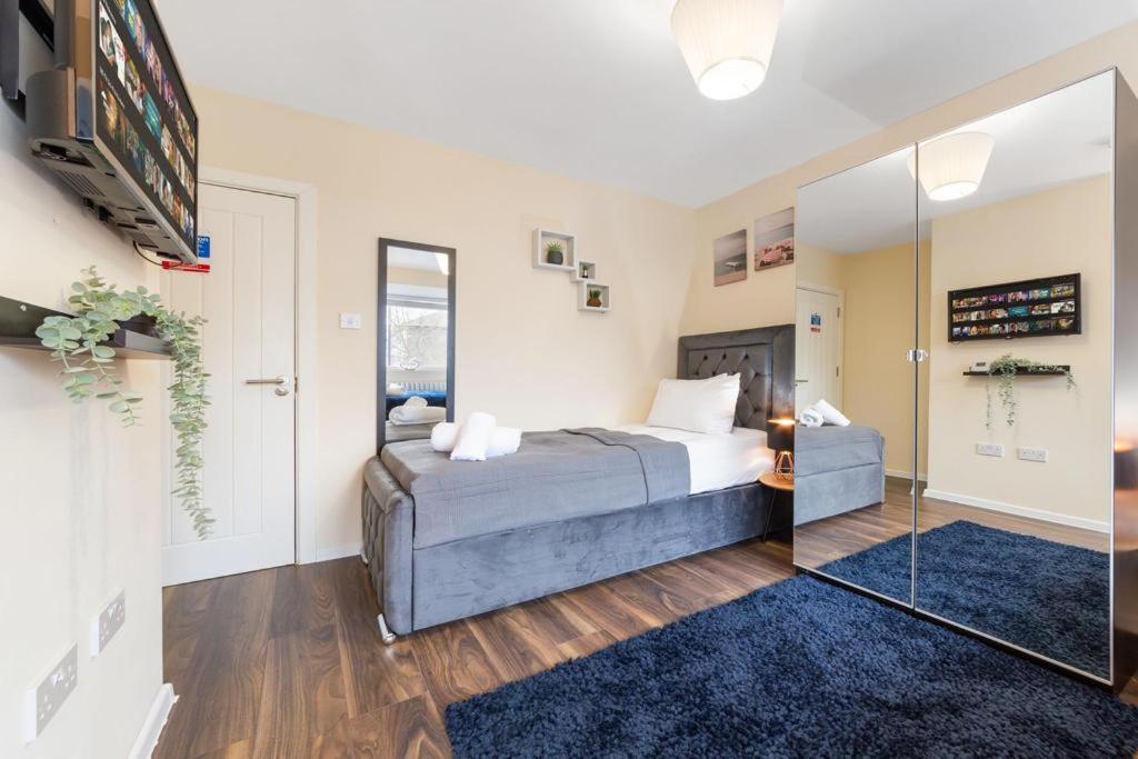 Isleworth Suites - Tw7 Esterno foto
